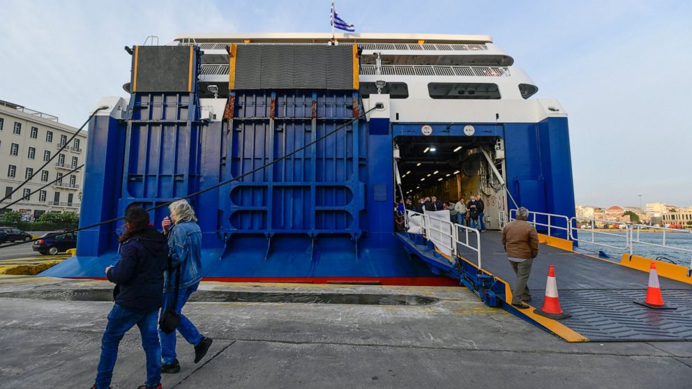 Strike over salaries to halt Greek ferries for 2 days