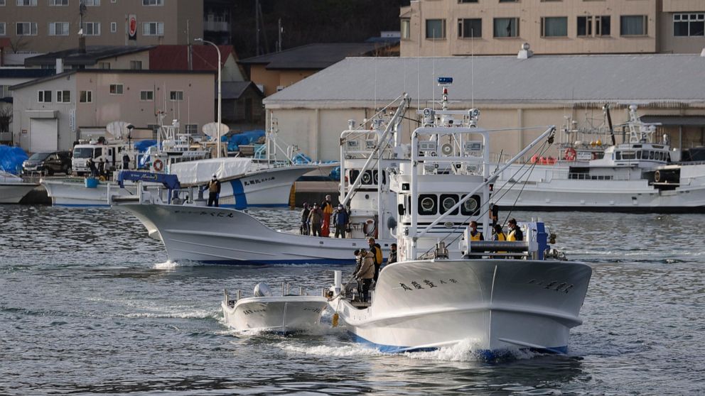 10 of 26 people from sunken Japan tour boat confirmed dead