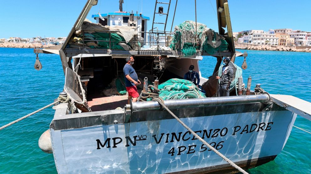 Italy's Lampedusa island slammed again by migrant arrivals