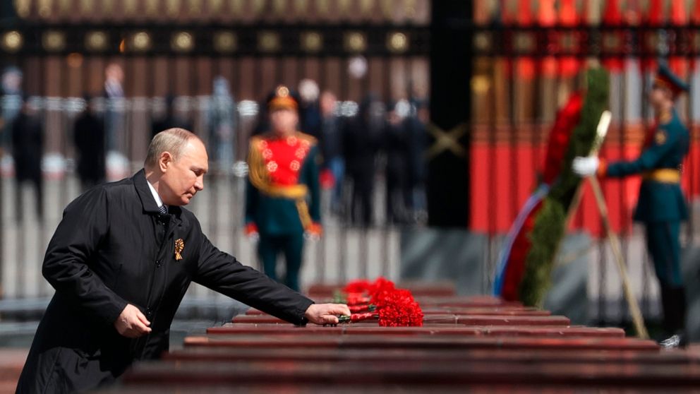 Putin's Victory Day speech passionate but empty