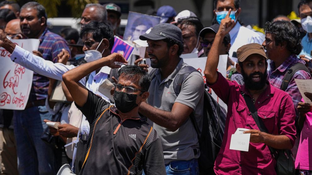 Sri Lanka Parliament to choose president to lead past crisis