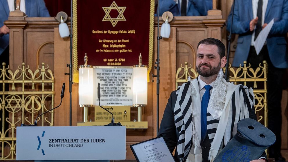 Germany gets 1st military rabbi in over a century