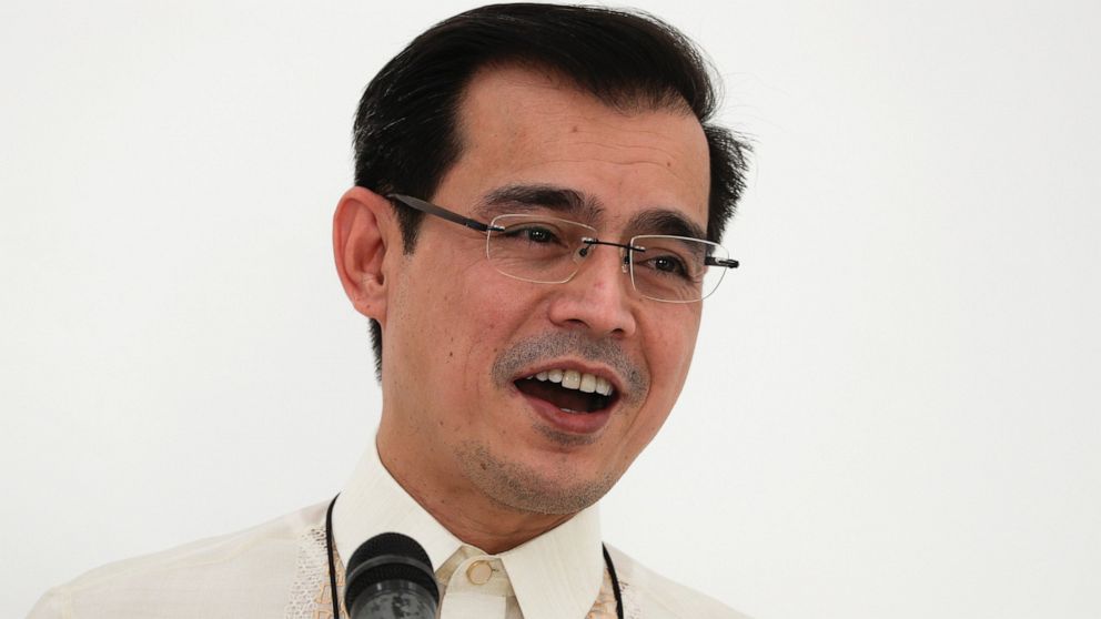 Manila mayor, ex-scavenger and actor, to seek presidency