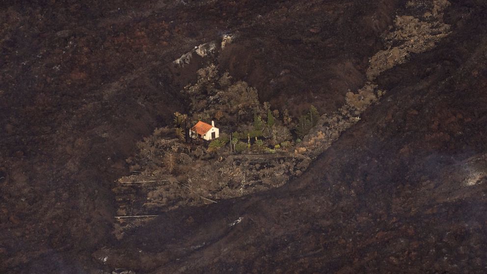 Spanish volcano remains volatile 5 days after eruption