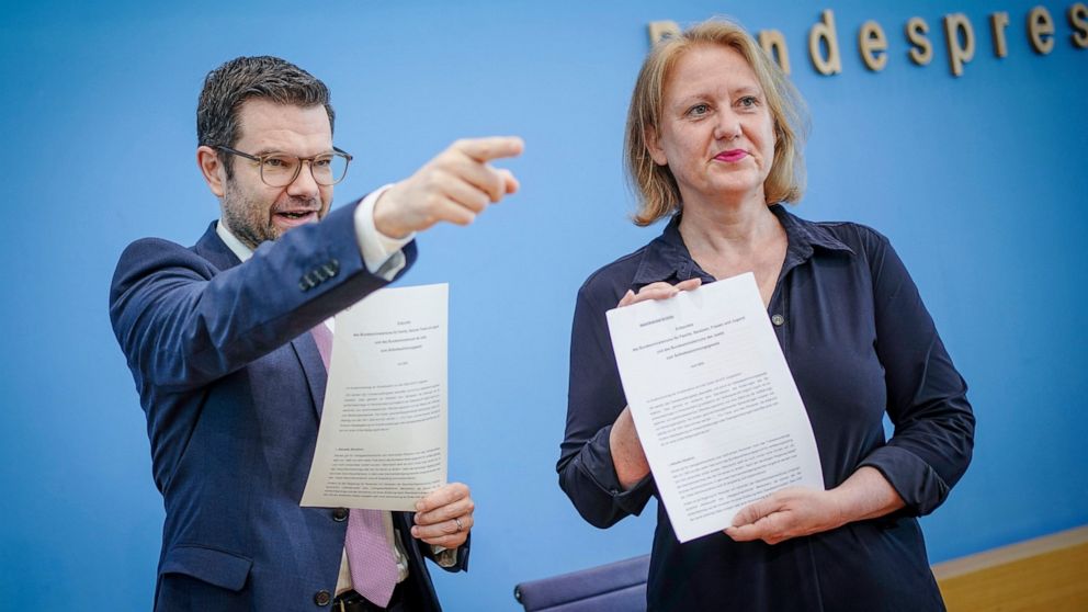 Lisa Paus, Federal Minister of Family Affairs, and Marco Buschmann, Federal Minister of Justice, present the key points paper on the Self-Determination Act at the Federal Press Conference in Berlin, Germany, Thursday, June 30, 2022. The law is intend