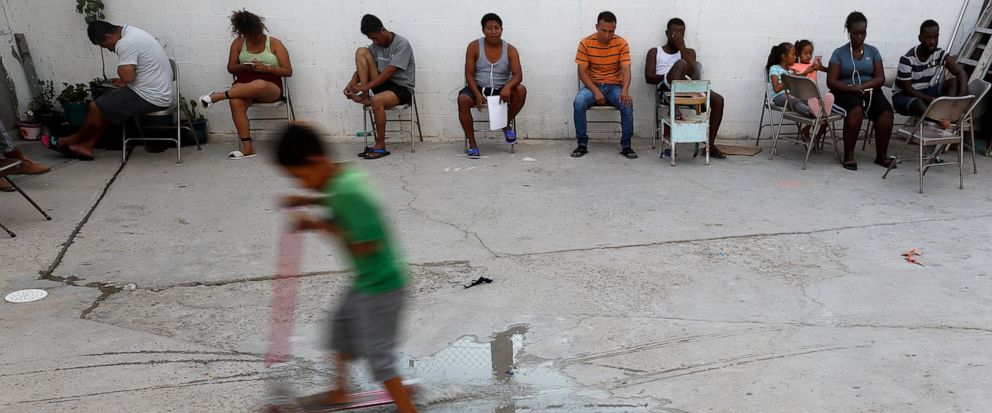 Everybody Cries Here Hope And Despair In Mexican Shelter