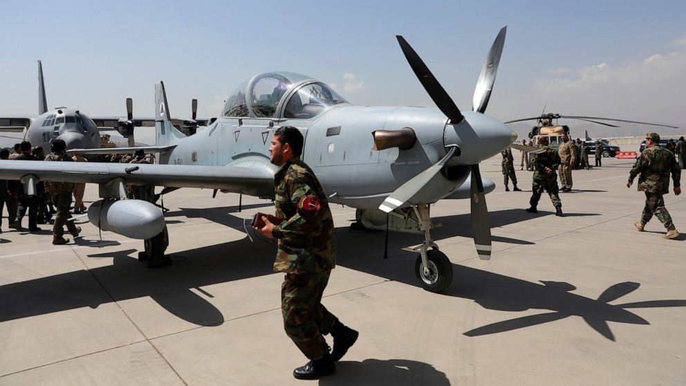 Before pullout, watchdog warned of Afghan air force collapse