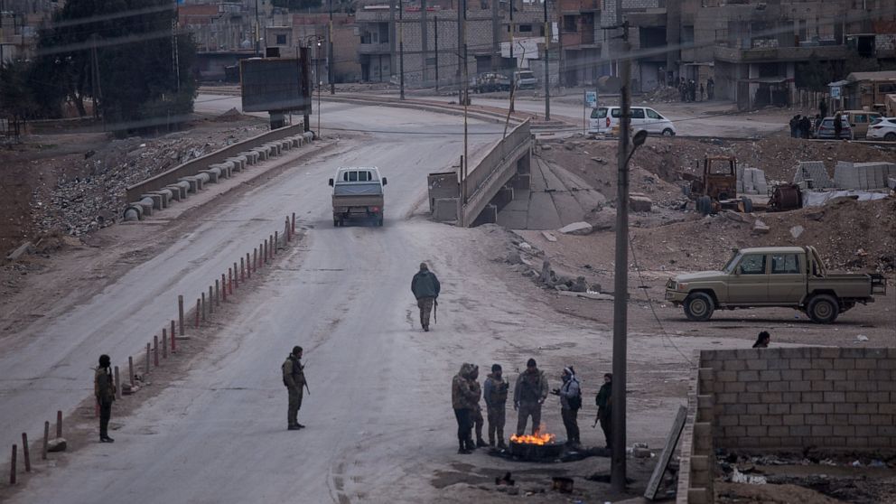 Syria Kurdish forces close in on IS-controlled prison wing