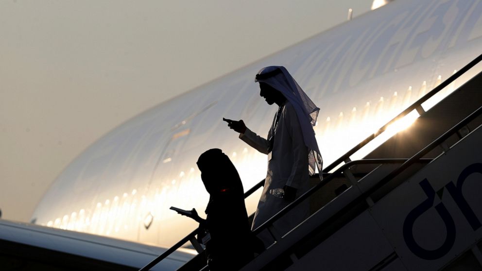 The Latest: Emirates announces $6.4 billion Airbus order thumbnail