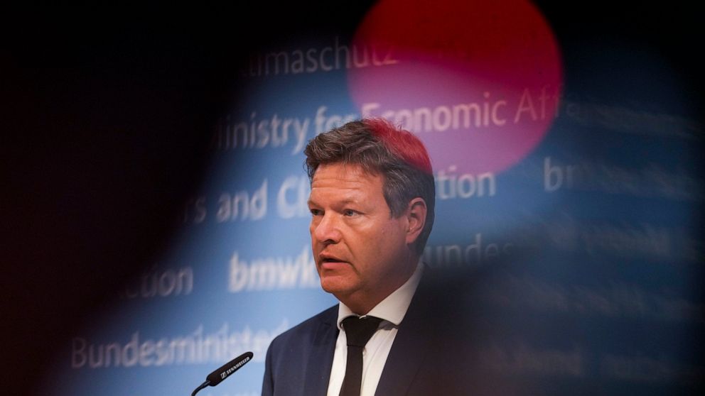 German Economy and Climate Minister Robert Habeck speakes during a news conference in Berlin, Germany, Thursday, June 23, 2022. (AP Photo/Markus Schreiber)
