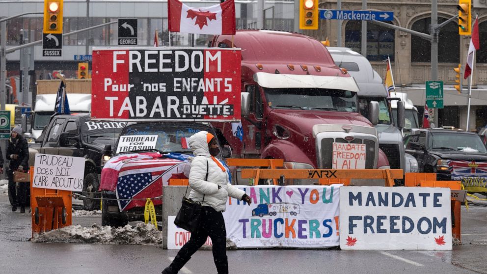 COVID-19 protests threaten border trade between Canada US