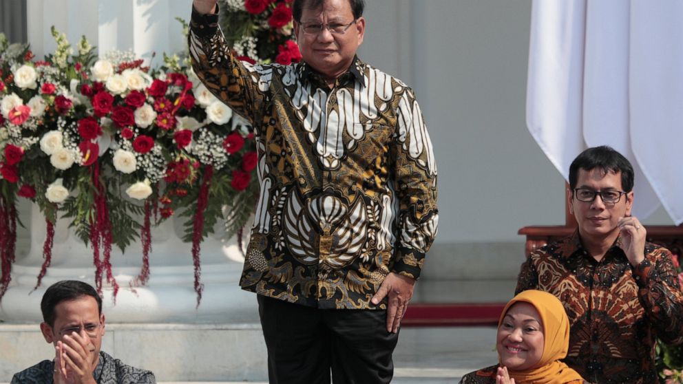 Indonesia President Names Election Rival As Defense Minister Abc