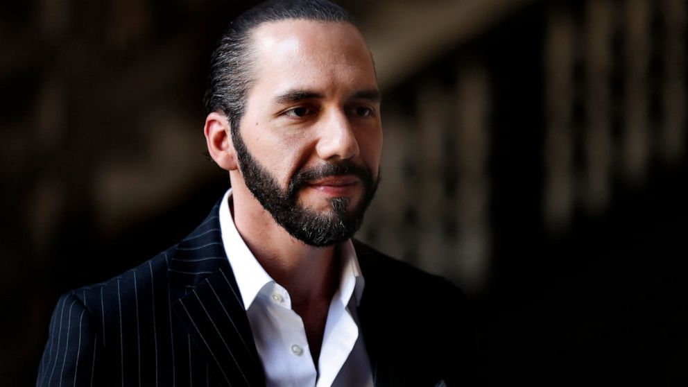 FILE - El Salvador's President Nayib Bukele speaks to the press at Mexico's National Palace after meeting with the President Andres Manuel Lopez Obrador in Mexico City, March 12, 2019. El Salvador’s president has threatened Tuesday, April 6, 2022, th