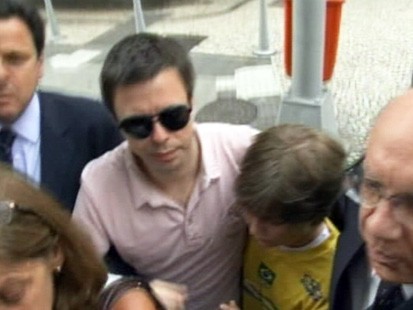 VIDEO: David Goldman reunites with his son Sean.