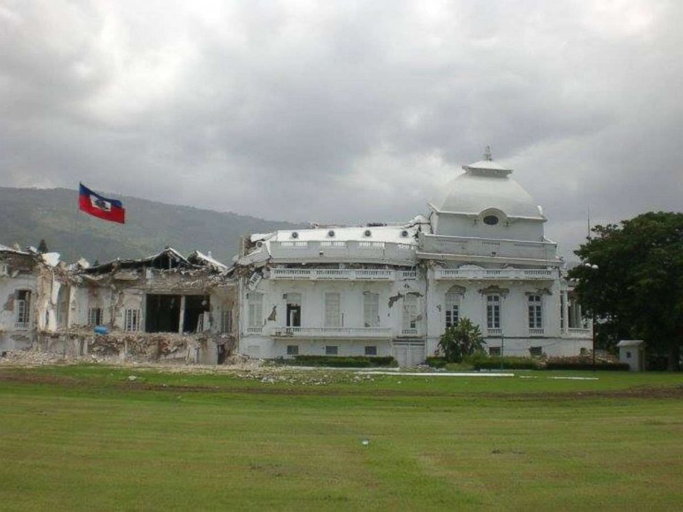 2010: The National Palace after the 2010 earthquake.