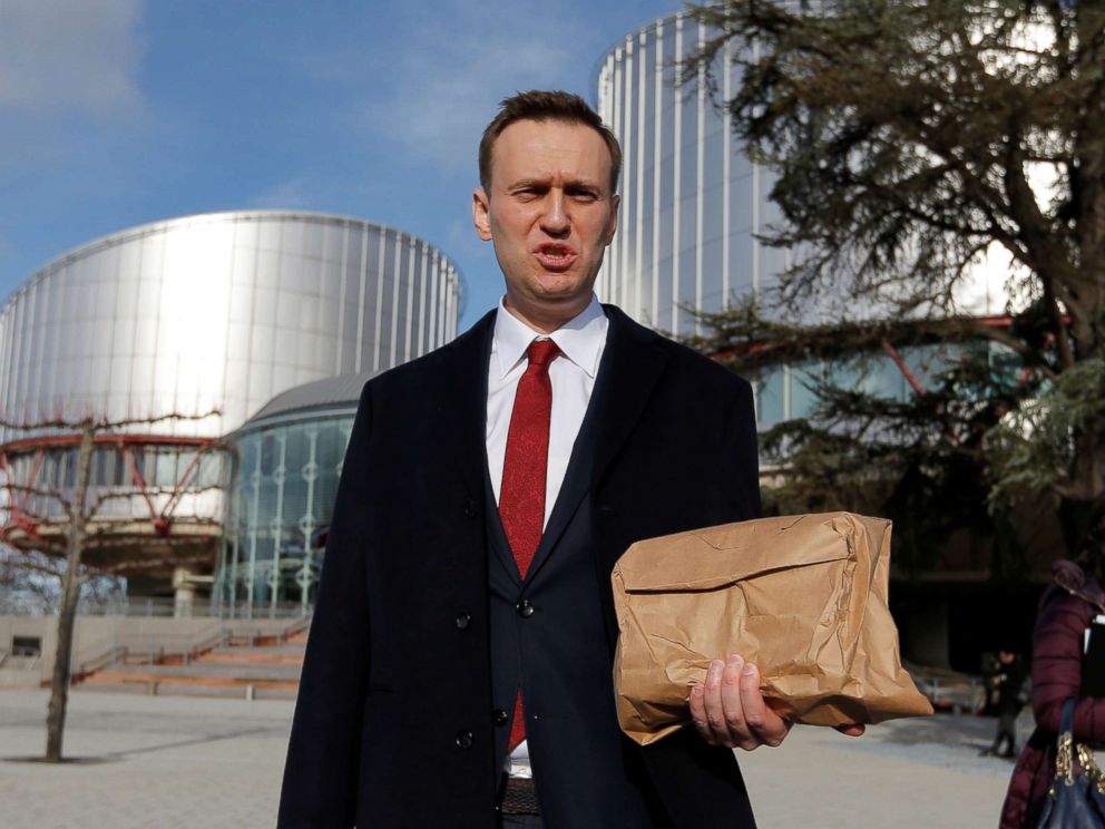 PHOTO: Russian opposition leader Alexei Navalny leaves the European court of Human Rights after a hearing regarding his case against Russia at the court in Strasbourg, France, Jan. 24, 2018.