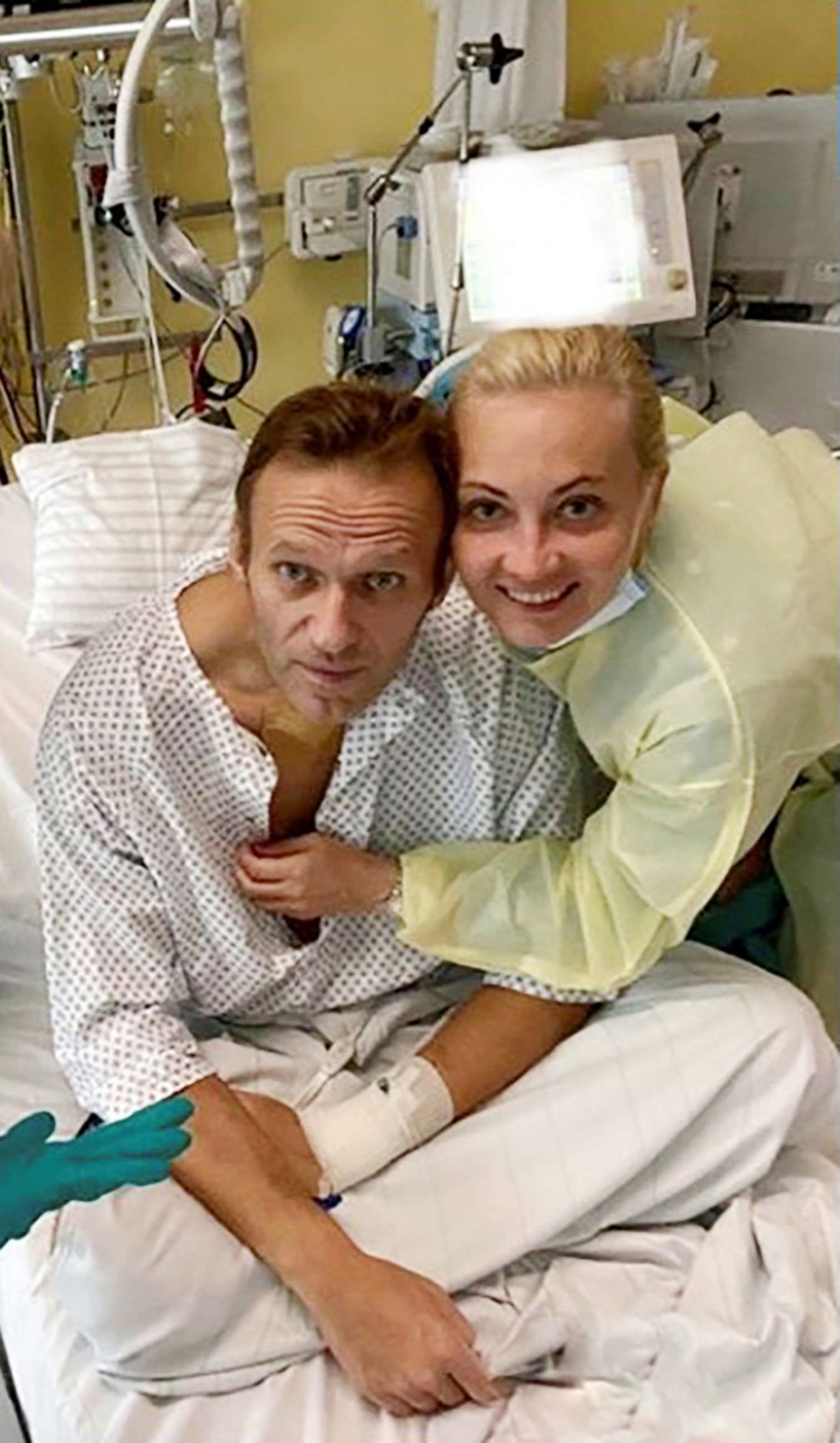 PHOTO: Russian opposition politician Alexei Navalny and his wife Yulia pose for a picture at Charite hospital in Berlin, in an undated image posted on Navalny's Instagram account, Sept. 15, 2020. 