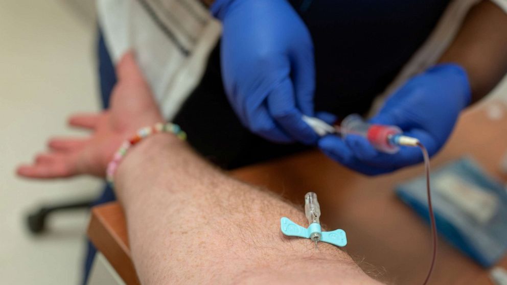 PHOTO: A healthcare professional takes blood to test for antibodies at Mt. Sinai Hospital as the spread of the coronavirus disease (COVID-19) continues in the Manhattan borough of New York City, April 25, 2020.