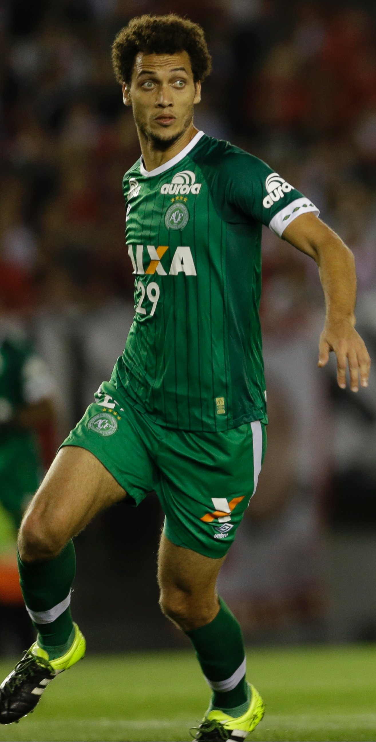 PHOTO: This Sept. 24, 2015 photo shows Brazil's Chapecoense Helio Neto on the pitch during a Copa Sudamericana soccer game in Asuncion, Paraguay. Neto survived a plane crash carrying his Brazilian first division soccer club team.