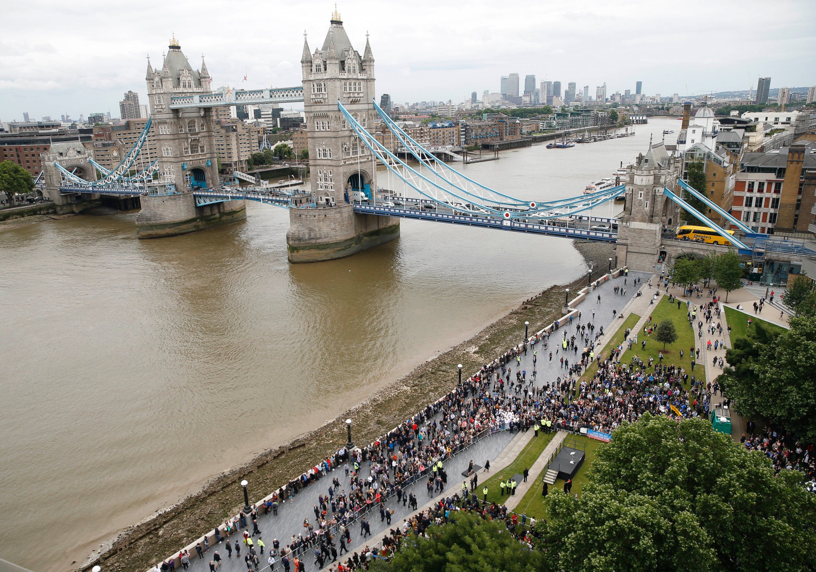 PHOTO: People attend a vigil for victims of Saturday's attack on London Bridge, at Potter's Field Park with Tower Bridge in the background in London, June 5, 2017. 