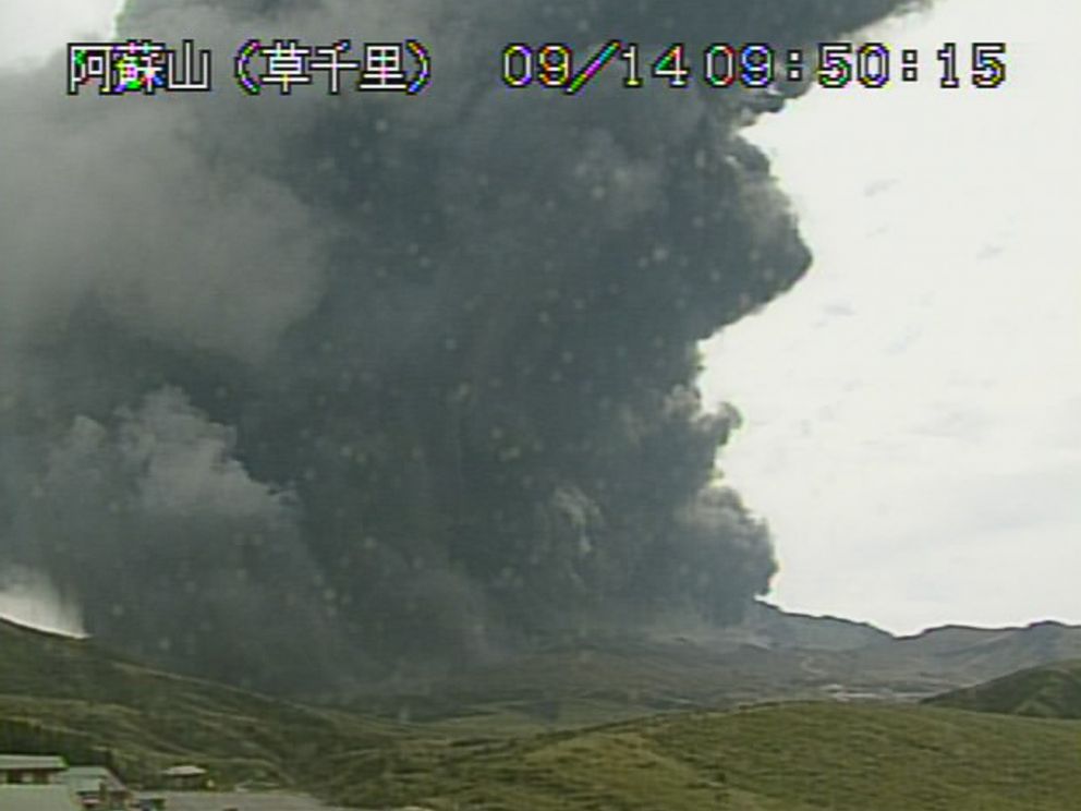 PHOTO: In this image taken from a surveillance camera observed from Kusasenri and released by Japan Meteorological Agency, a column of black smoke rises from Mount Aso, Kumamoto prefecture, southern Japan Monday, Sept. 14, 2015.