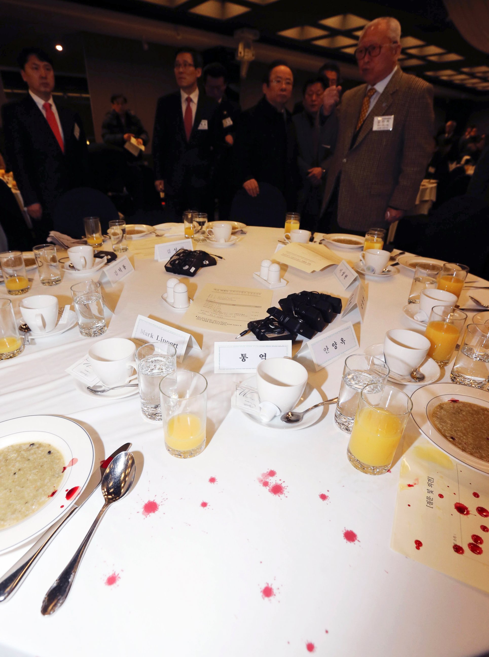 PHOTO: Blood stains are seen on the table where U.S. Ambassador to South Korea Mark Lippert sat at a lecture hall in Seoul, South Korea, March 5, 2015.