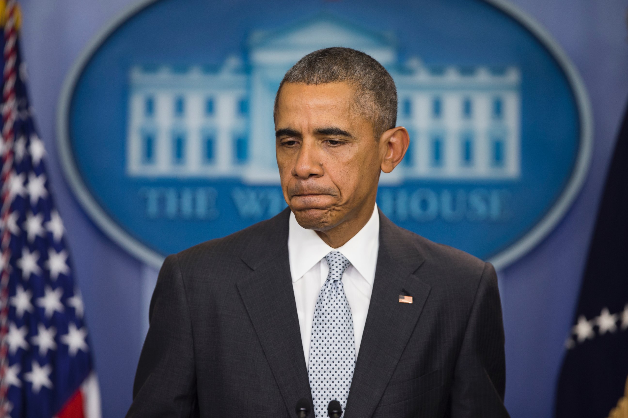 Obama Heartbreaking Paris Terror Is Attack On All of Humanity picture pic