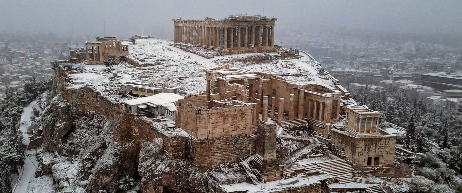 athens-greece-snow-acropolis-rt-mz-12-23