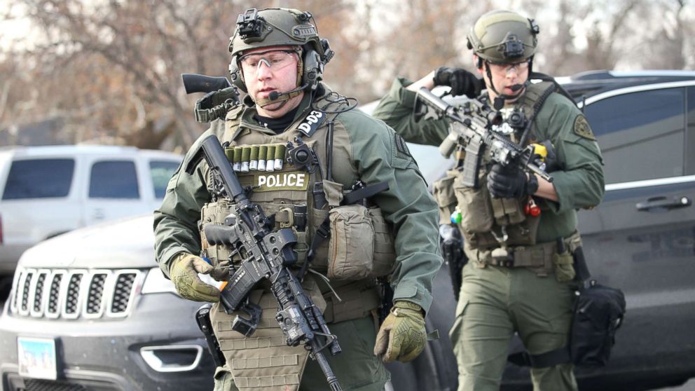 5 Victims Shooter Dead 5 Police Officers Injured In Aurora Active Shooter Situation