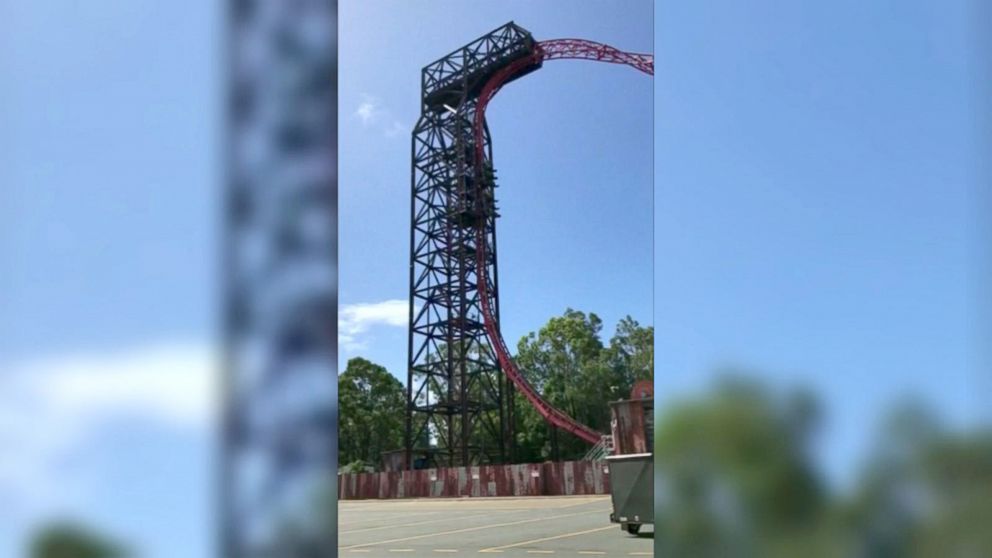 PHOTO: Six people were trapped for about 15 minutes on a rollercoaster at a theme park on Australia?s gold coast, March 22, 2018.