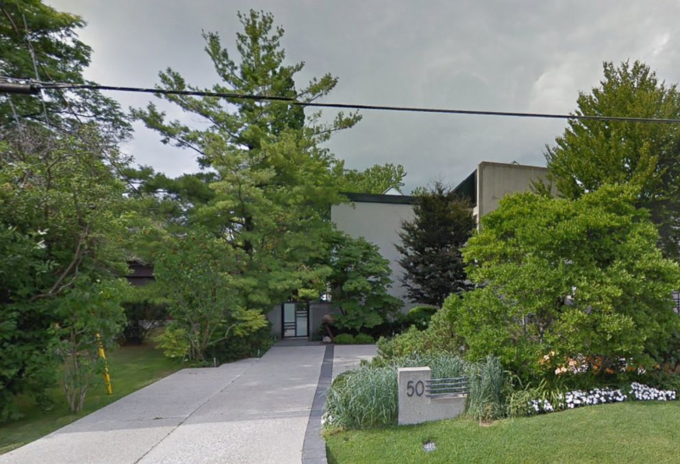 PHOTO: This undated image shows the reported home of billionaire Barry Sherman on Old Colony Road in York, Canada. 