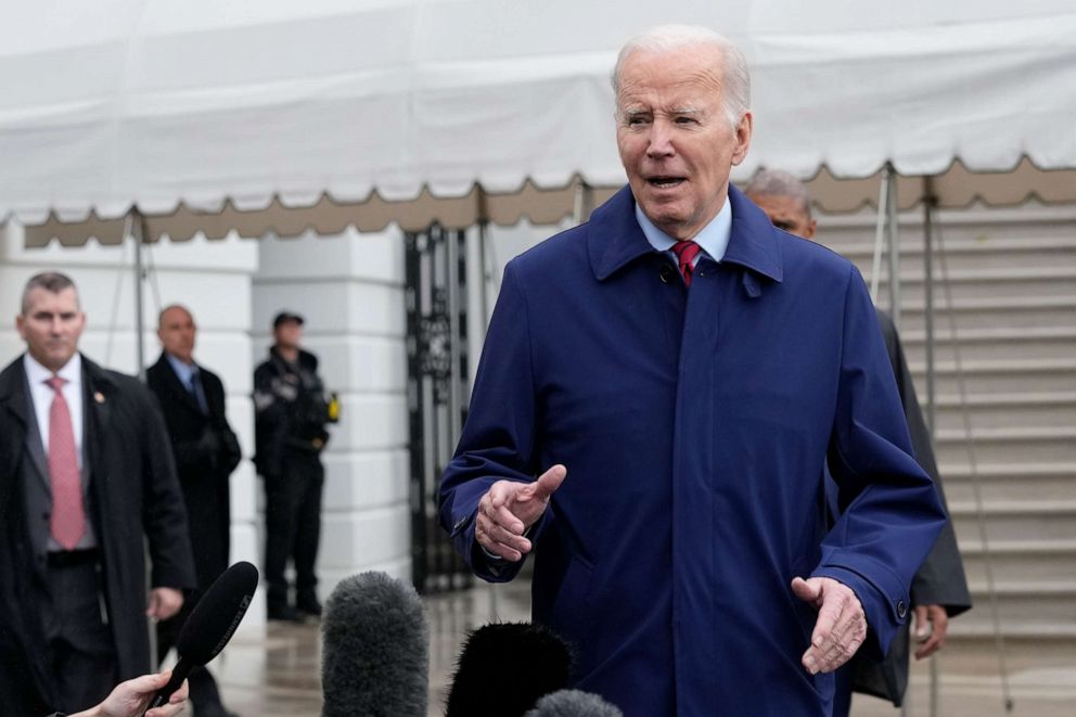 PHOTO: President Joe Biden walks towards reporters on the South Lawn of the White House in Washington, March 3, 2023, before boarding Marine One