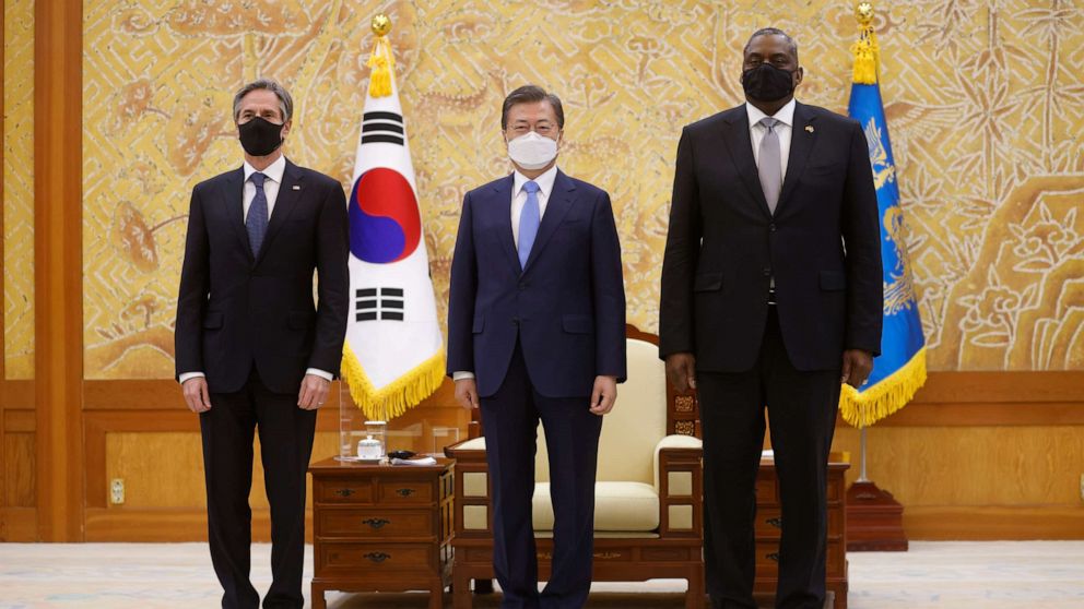 PHOTO: SEOUL, SOUTH KOREA - MARCH 18: South Korean President Moon Jae-in (C), U.S. Secretary of Defense Lloyd Austin (R) and U.S. Secretary of State Antony Blinken pose for photos at the Presidential Blue House on March 18, 2021 in Seoul, South Korea. 
