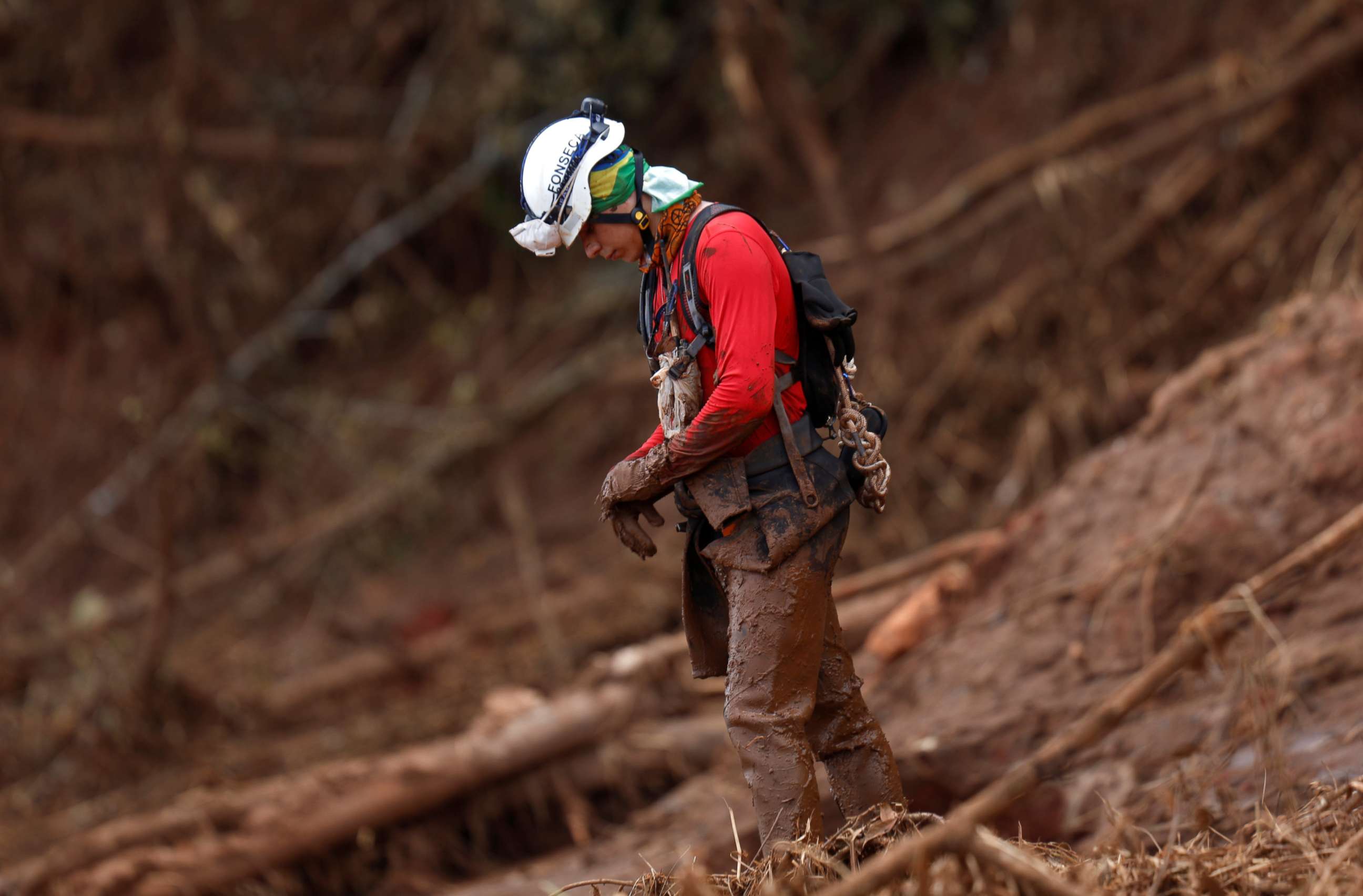 PHOTO: A rescue worker reacts as he attends a mass for victims of a collapsed tailings dam owned by Brazilian mining company Vale SA, in Brumadinho, Brazil, Feb. 1, 2019.