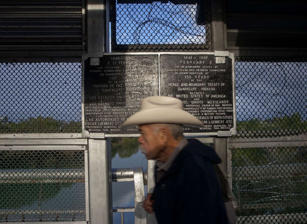 PHOTO:A man crosses the Reynosa-Hidalgo international bridge linking the Mexican city of Reynosa, in the state of Tamaulipas with US city of Hidalgo, in Texas, Jan. 10, 2019.