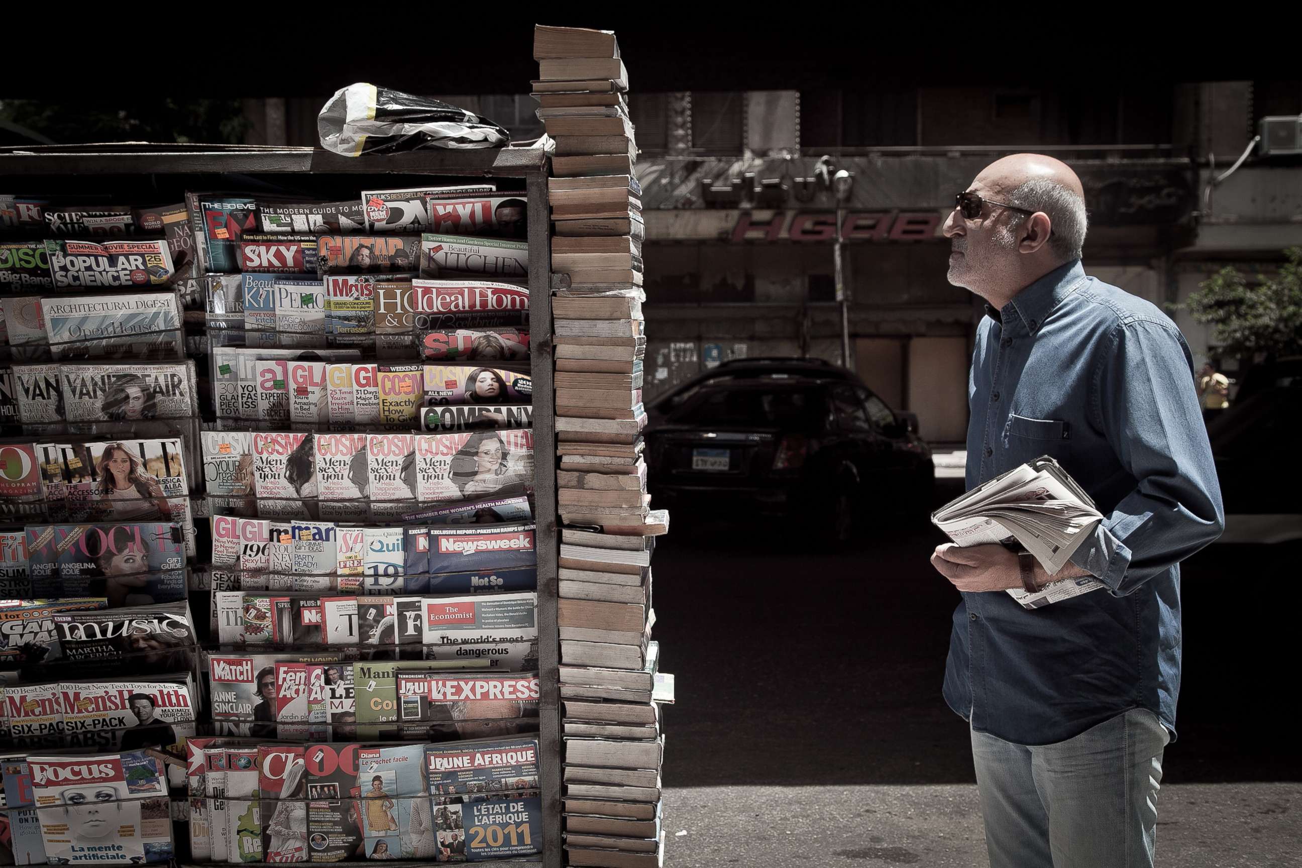 PHOTO: Newspaper kiosks are pictured in Zamalek, May 17, 2011 in Cairo, Egypt.
