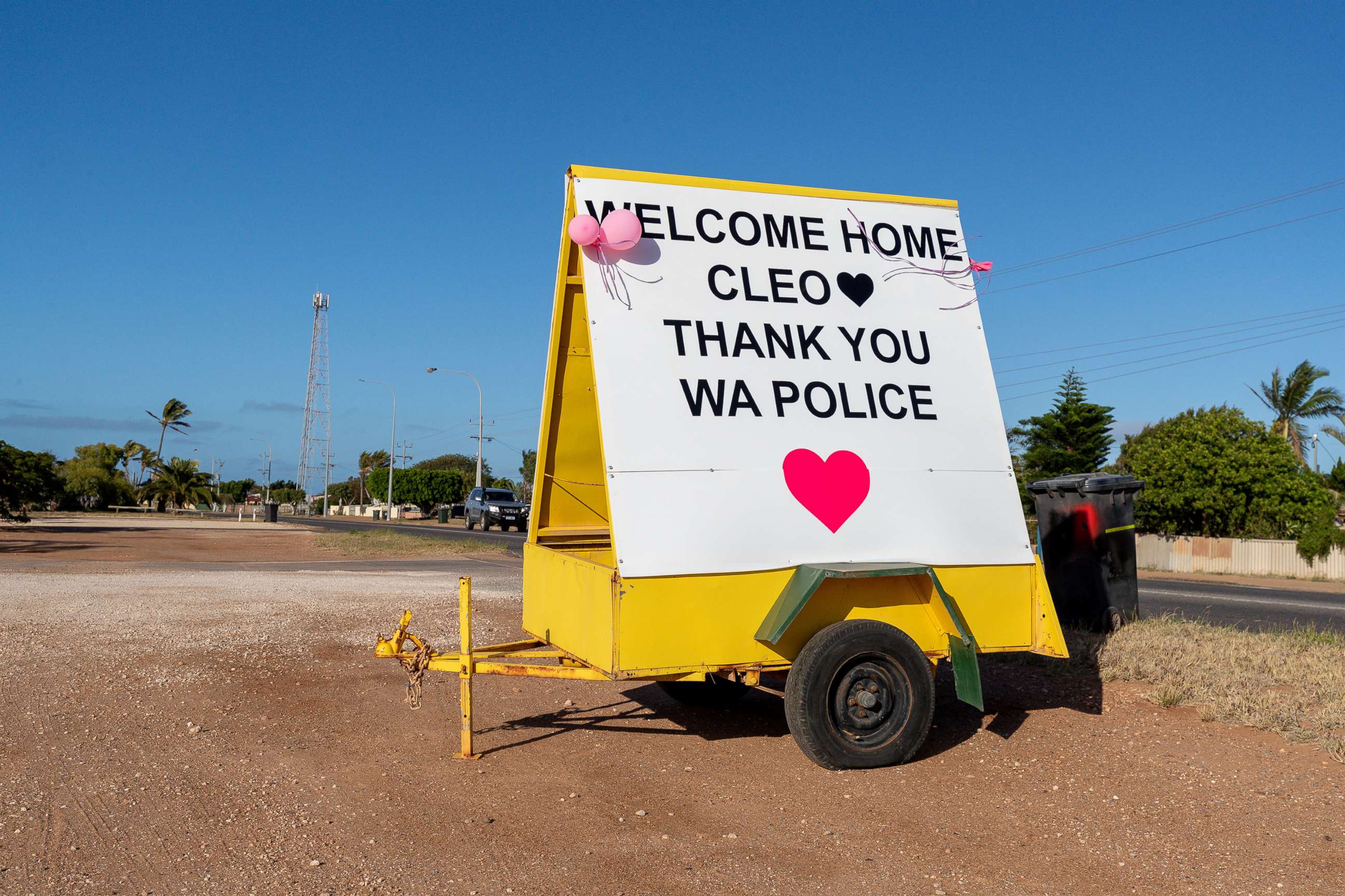 PHOTO: A sign reading "Welcome Home Cleo, Thank You WA Police" is seen in support of missing girl Cleo Smith, after she was rescued by Western Australian Police, in Carnarvon, Australia, Nov. 4, 2021.