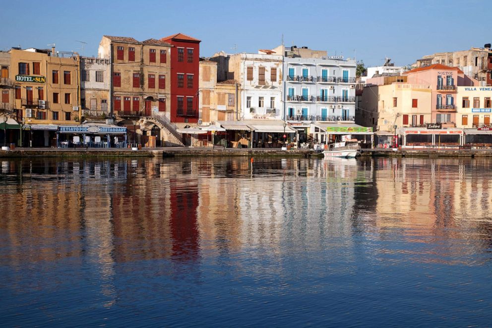 PHOTO: Old Harbor reflects in water, Chania, Crete, Greece