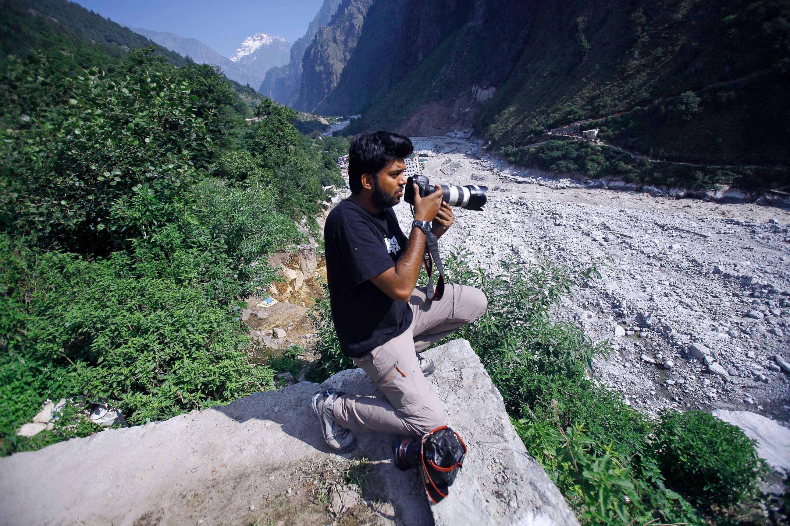 PHOTO: Reuters photographer Danish Siddiqui covers the monsoon floods and landslides in the upper reaches of Govindghat, India, June 22, 2013.
