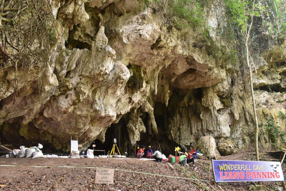 PHOTO: Leang Panninge cave.