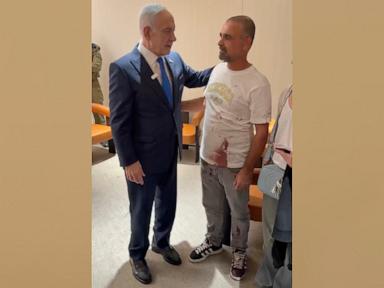 Man who helped subdue knife-wielding suspect aboard flight to Tel Aviv honored