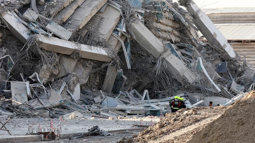PHOTO: Rescue workers search for survivors at the site of a collapsed building following an earthquake in Bangkok, Thailand, Mar. 28, 2025.