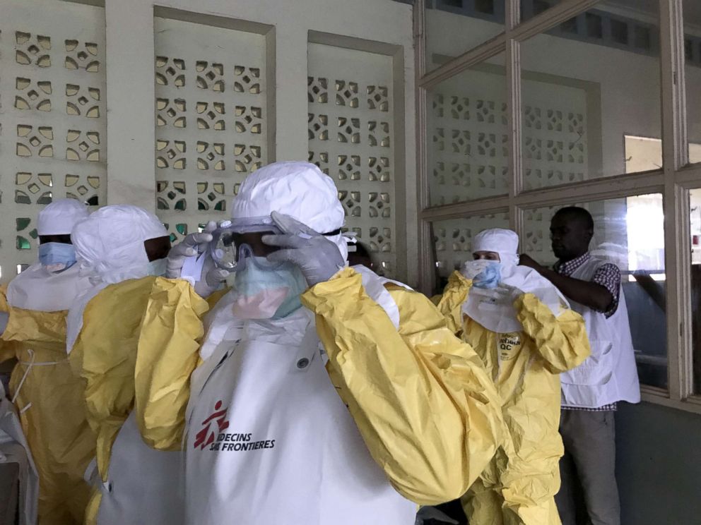 PHOTO: Doctors Without Borders team treat patients in an isolation area at the Mbandaka hospital in Equateur, Democratic Republic of Congo, May 20, 2018.