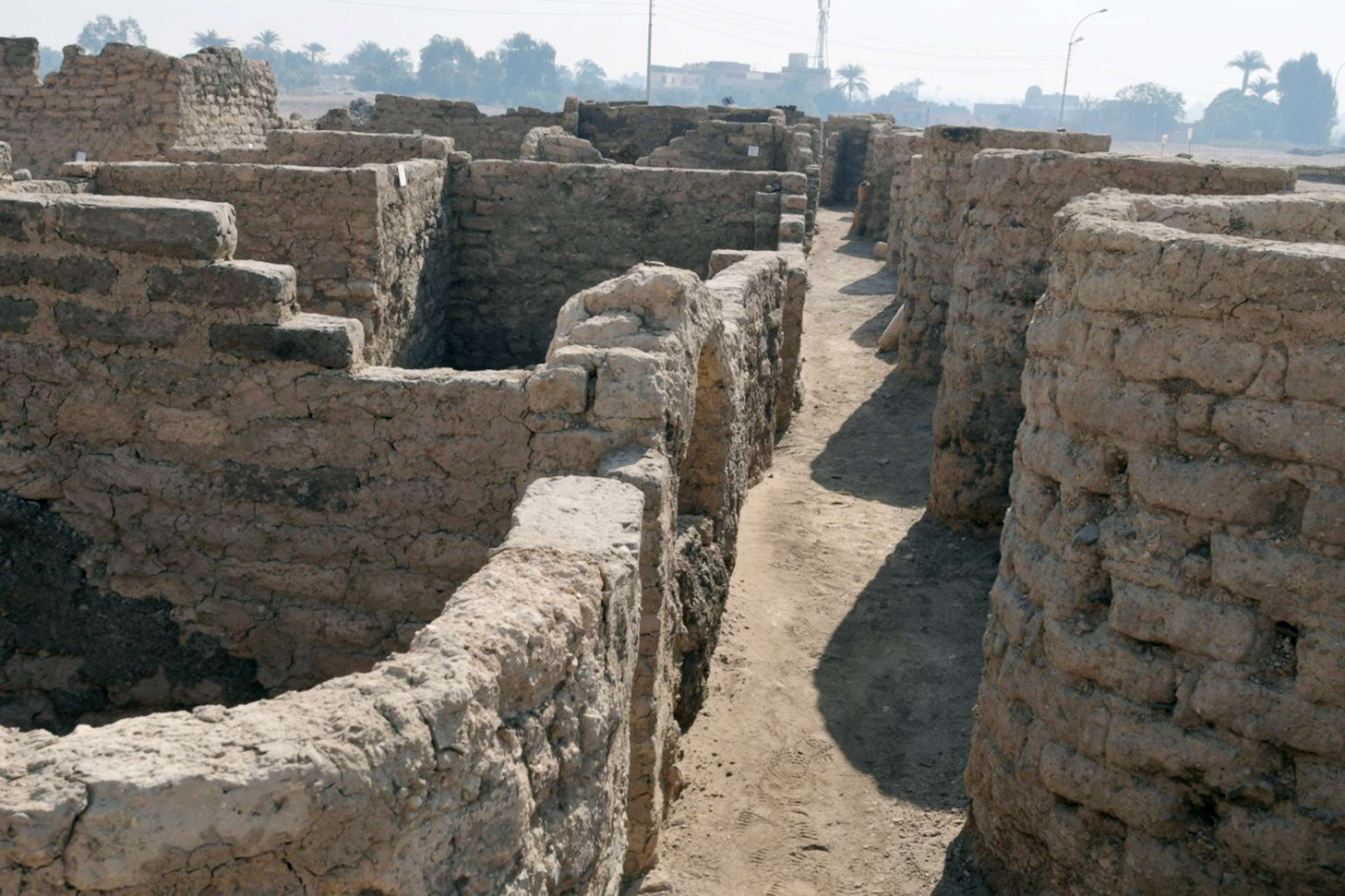 3 000 Year Old Lost Golden City Unearthed In Egypt S Luxor Abc News