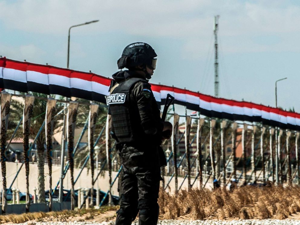 PHOTO: An Egyptian policeman stands guard in the new city of el-Alamien, west of Alexandria, Egypt, Oct. 21, 2017.