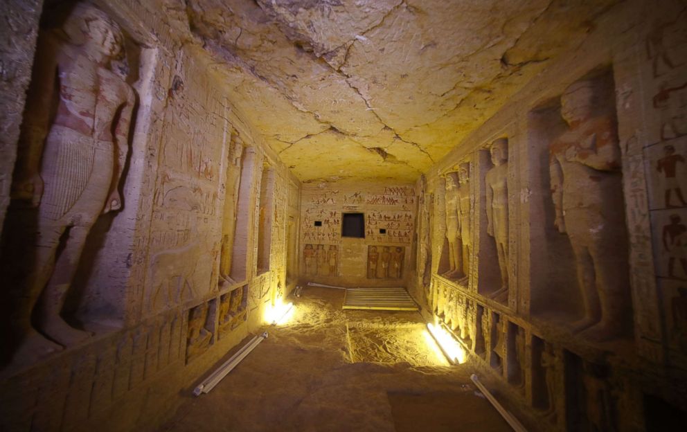 inside egyptian tombs