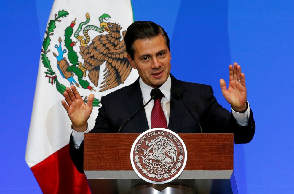 PHOTO: Mexico's President Enrique Pena Nieto gives a speech during the opening of the World Cancer Leaders' Summit in Mexico City, Nov. 14, 2017.