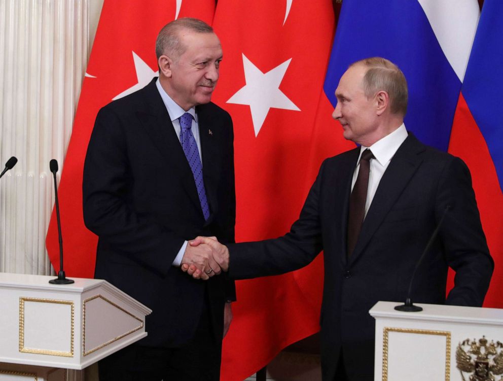 PHOTO: Russian President Vladimir Putin and Turkish President Recep Tayyip Erdogan shake hands during a joint news conference following their talks in the Kremlin in Moscow, Russia, March 5, 2020.