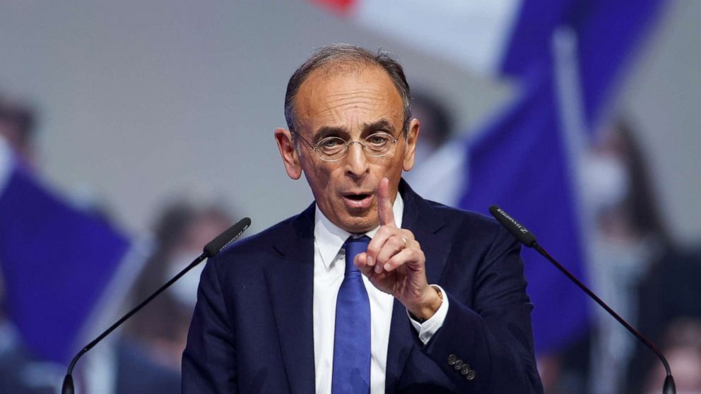 PHOTO: French far-right commentator Eric Zemmour, a candidate in the 2022 French presidential election, speaks during a political campaign rally in Villepinte near Paris, France, Dec. 5, 2021.