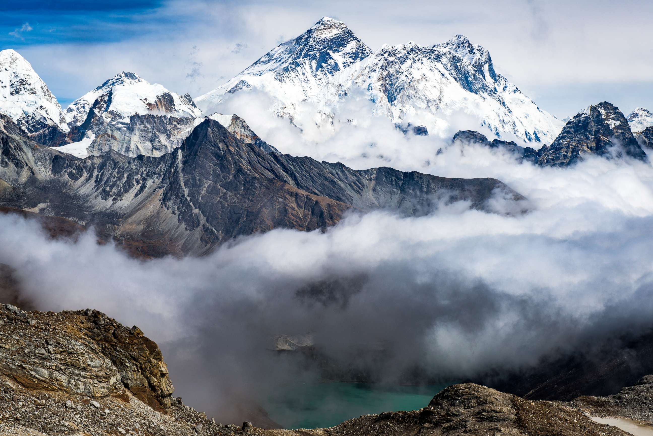 PHOTO: Everest the highest mountains in the world.